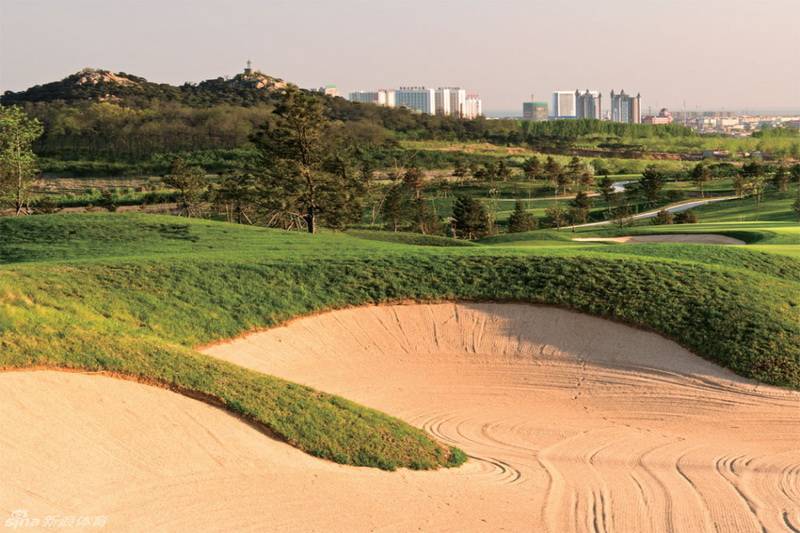 北戴河松石高尔夫俱乐部（Pine Rock Golf Club）球会球场预定