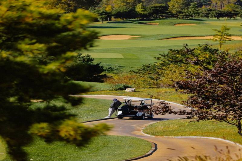 北戴河松石高尔夫俱乐部（Pine Rock Golf Club）球会球场预定